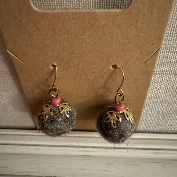 Gist Jewelry Festive Scottish Christmas Pudding Earrings - set of 2 NWT - Picture 5 of 6